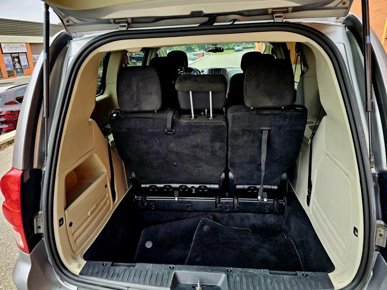 Dodge Grand Caravan fotografie Dodge Grand Caravan