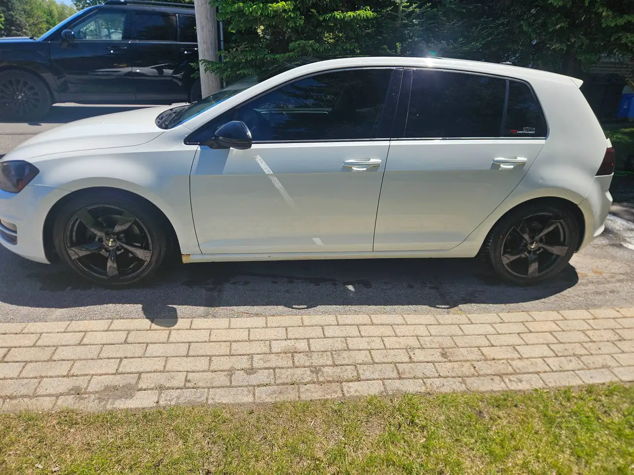 Volkswagen Golf photo Volkswagen Golf