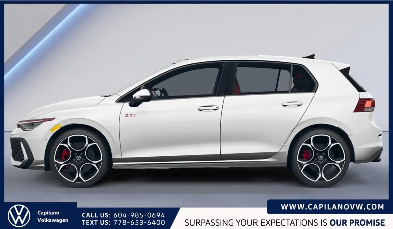 Volkswagen Golf GTI снимка Volkswagen Golf GTI