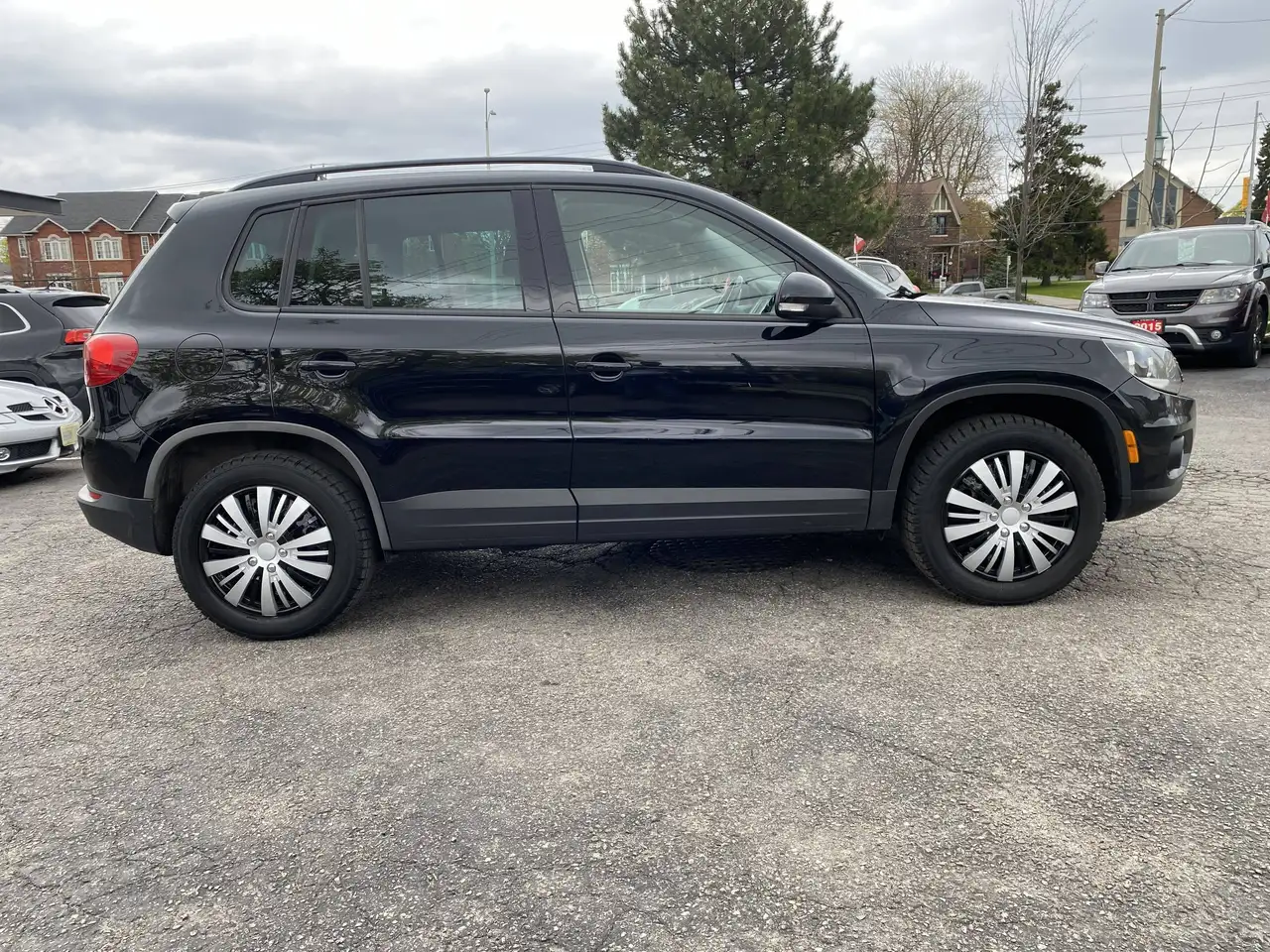 Volkswagen Tiguan снимка Volkswagen Tiguan