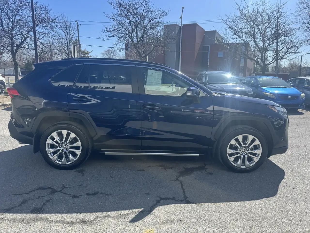 Toyota RAV 4 снимка Toyota RAV 4