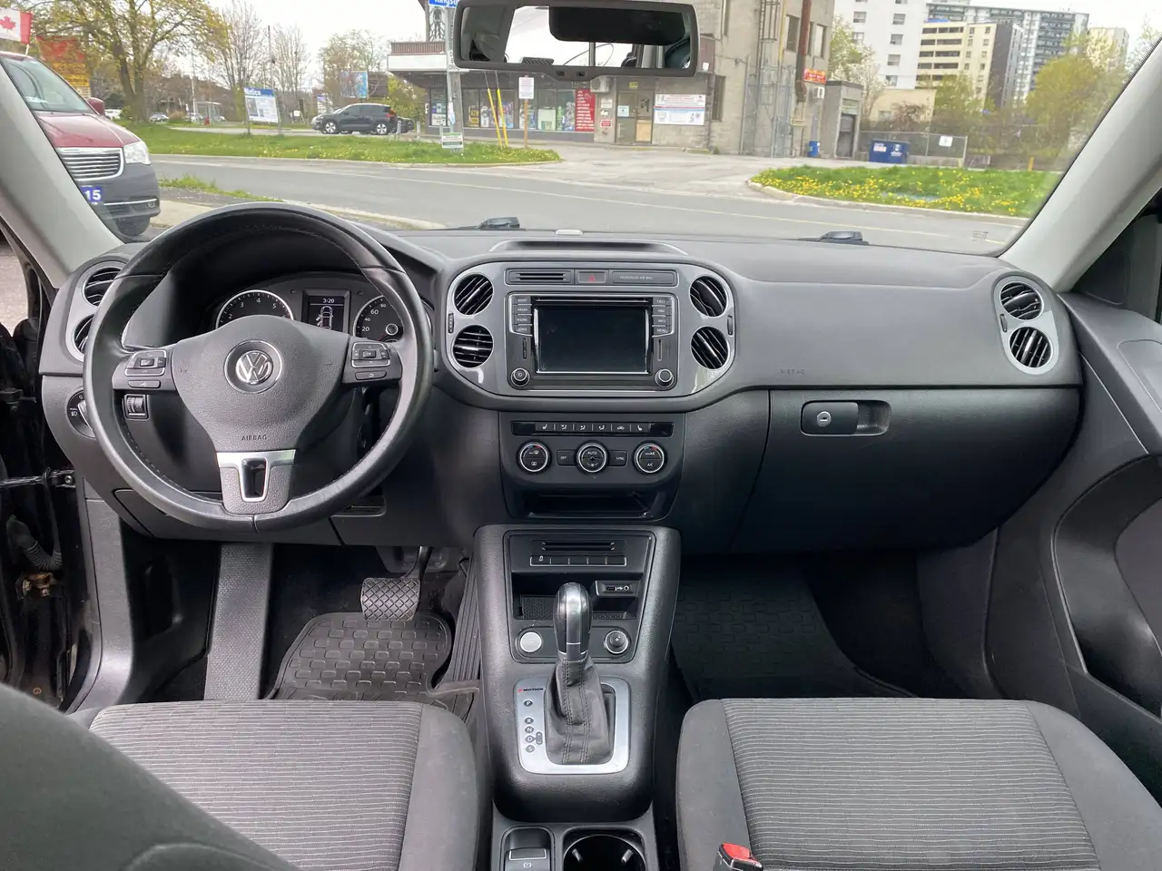 Volkswagen Tiguan снимка Volkswagen Tiguan