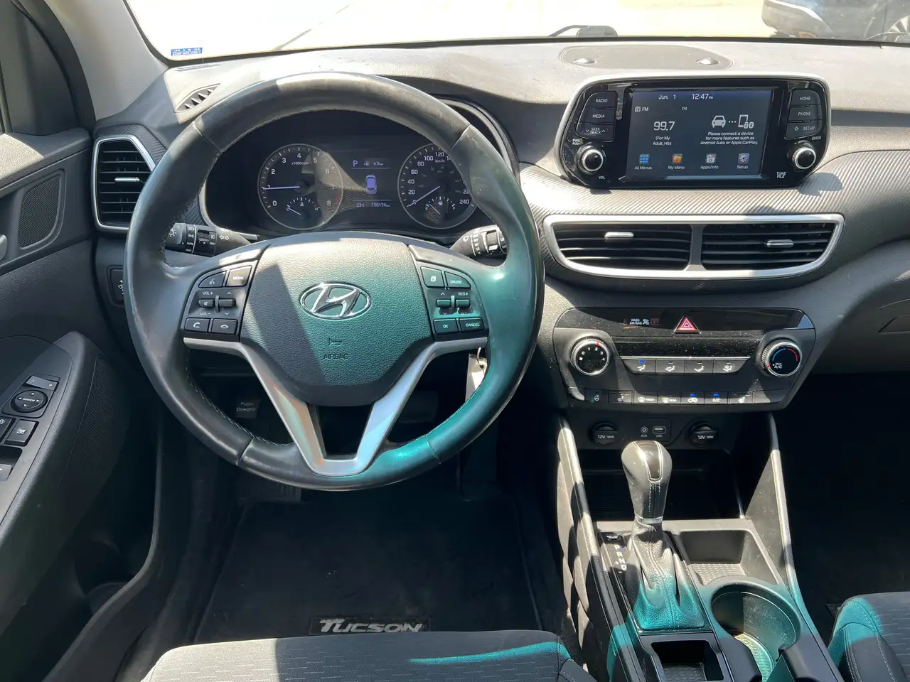Hyundai TUCSON photo Hyundai TUCSON