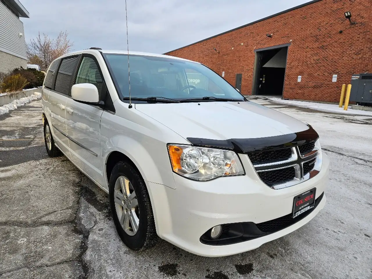 Dodge Grand Caravan photo Dodge Grand Caravan