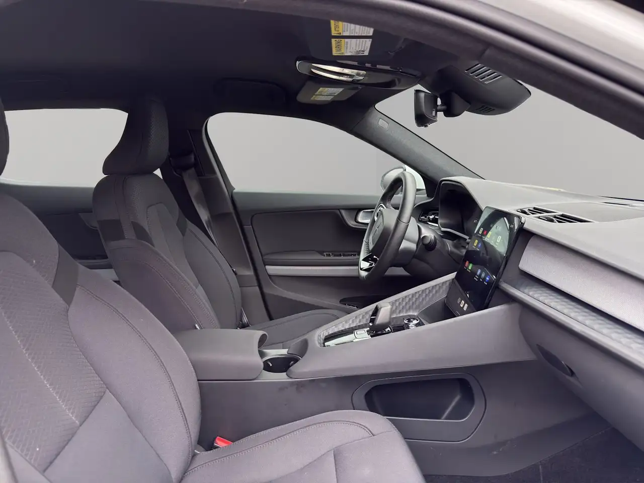 Polestar 2 photo Polestar 2