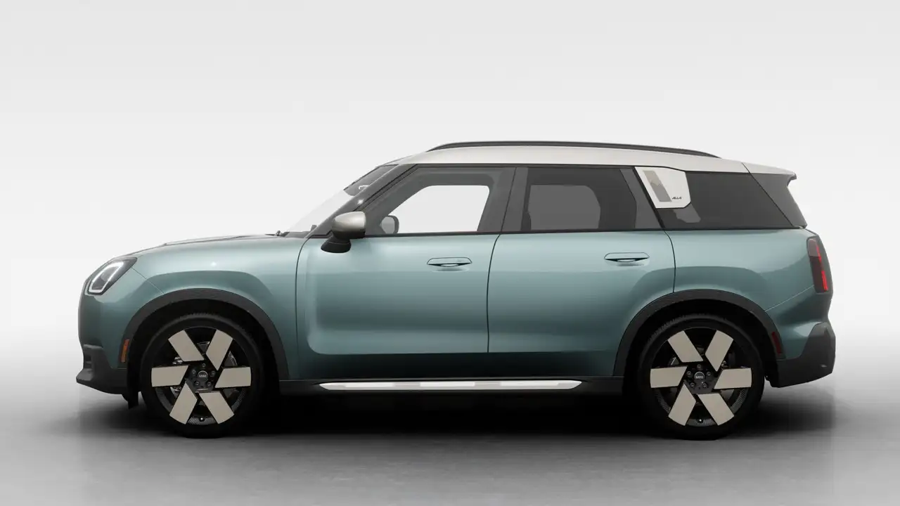MINI Countryman photo MINI Countryman