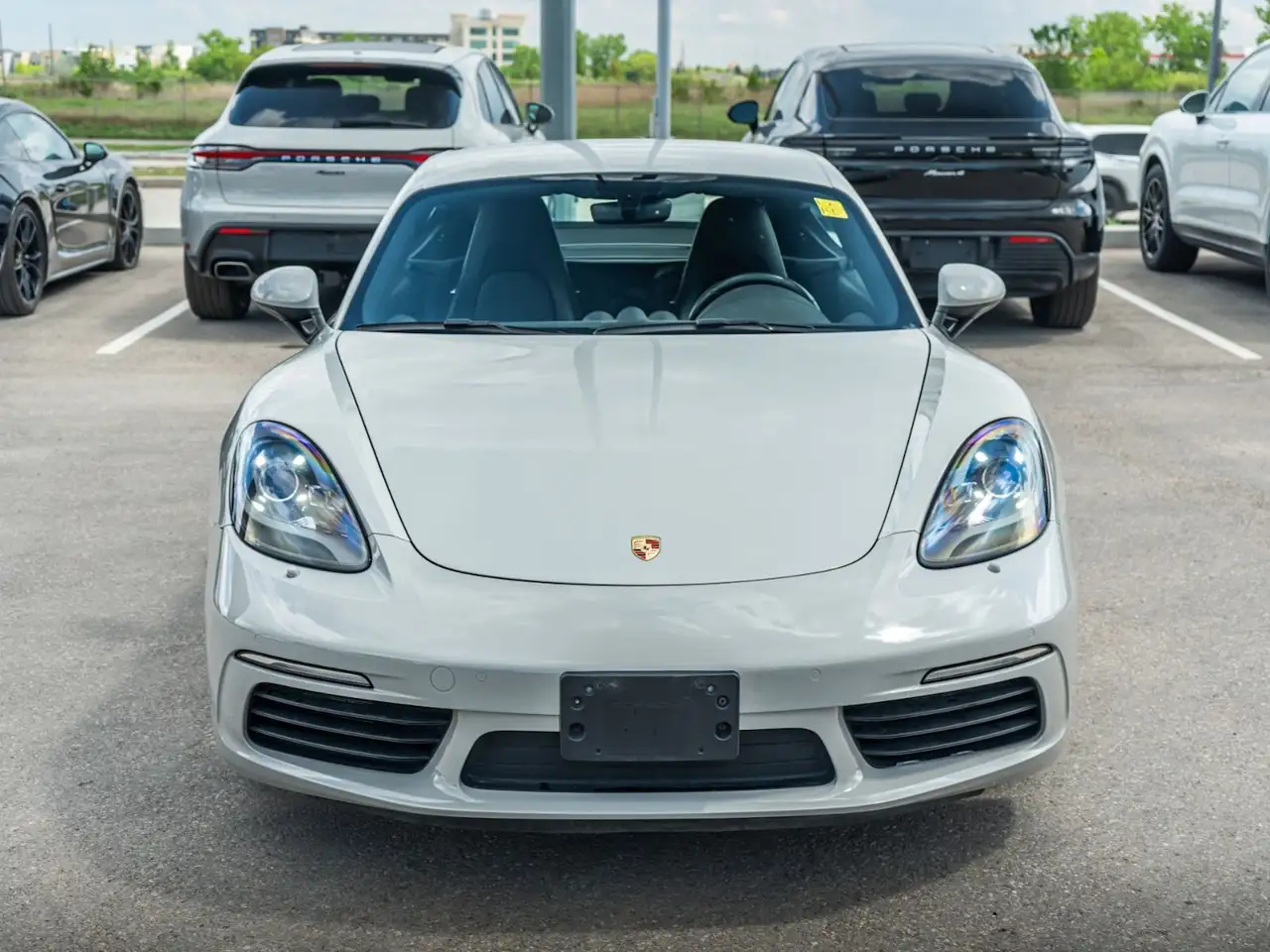 Porsche 718 Cayman снимка Porsche 718 Cayman