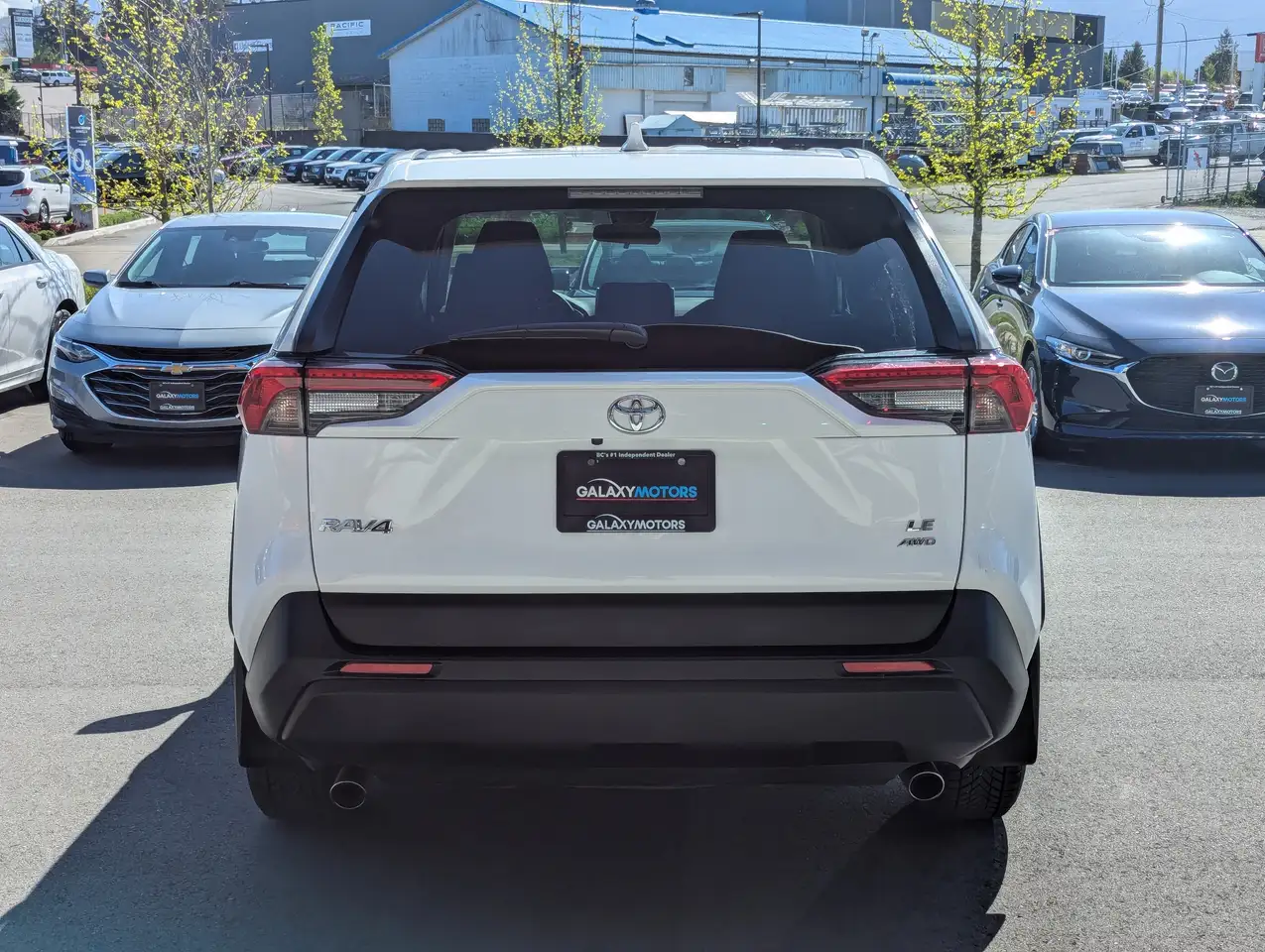 Toyota RAV 4 снимка Toyota RAV 4