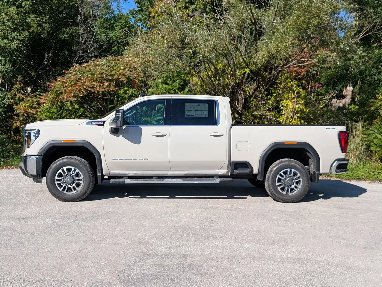 GMC Sierra 2500HD снимка GMC Sierra 2500HD