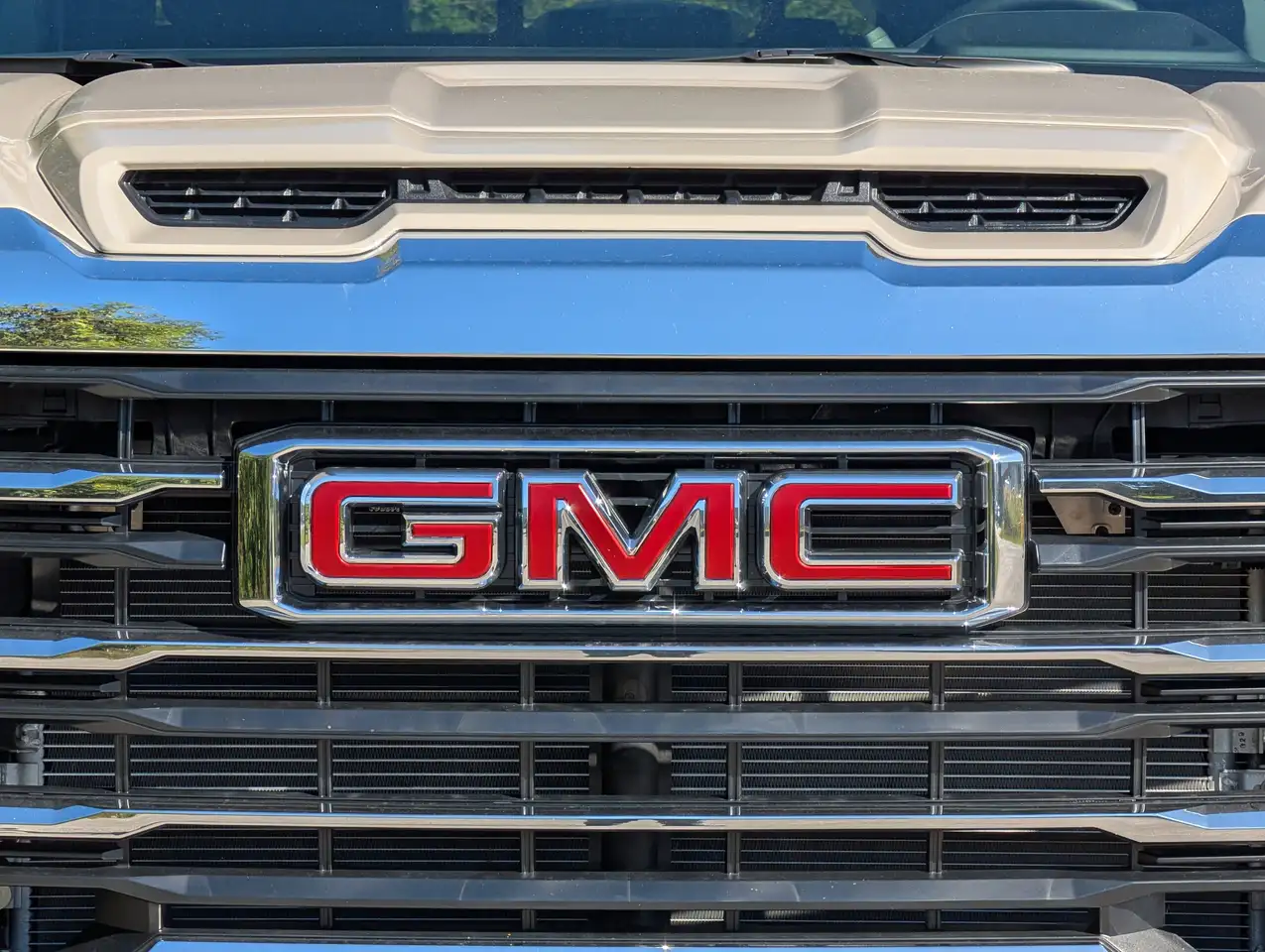 GMC Sierra 2500HD снимка GMC Sierra 2500HD