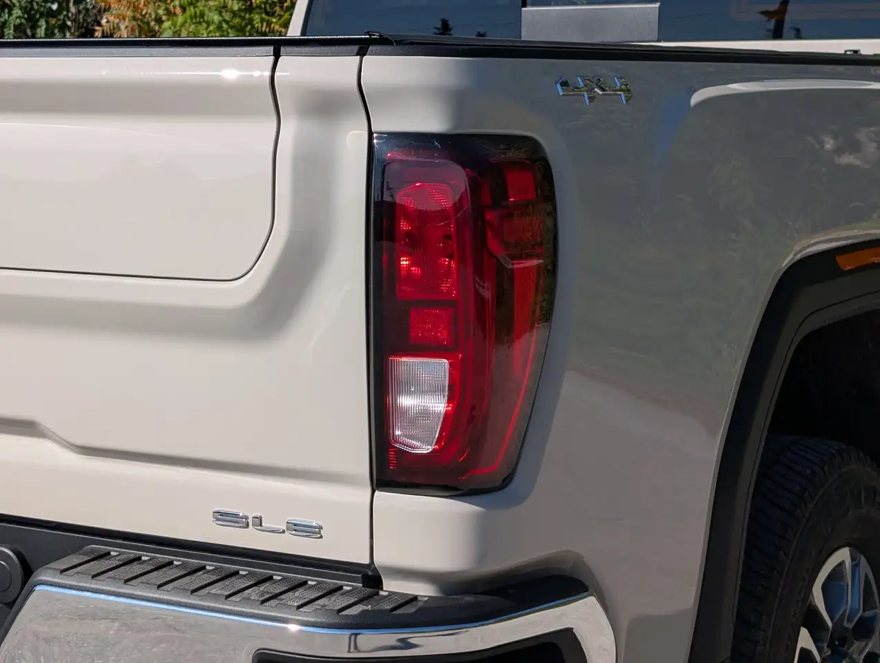 GMC Sierra 2500HD снимка GMC Sierra 2500HD