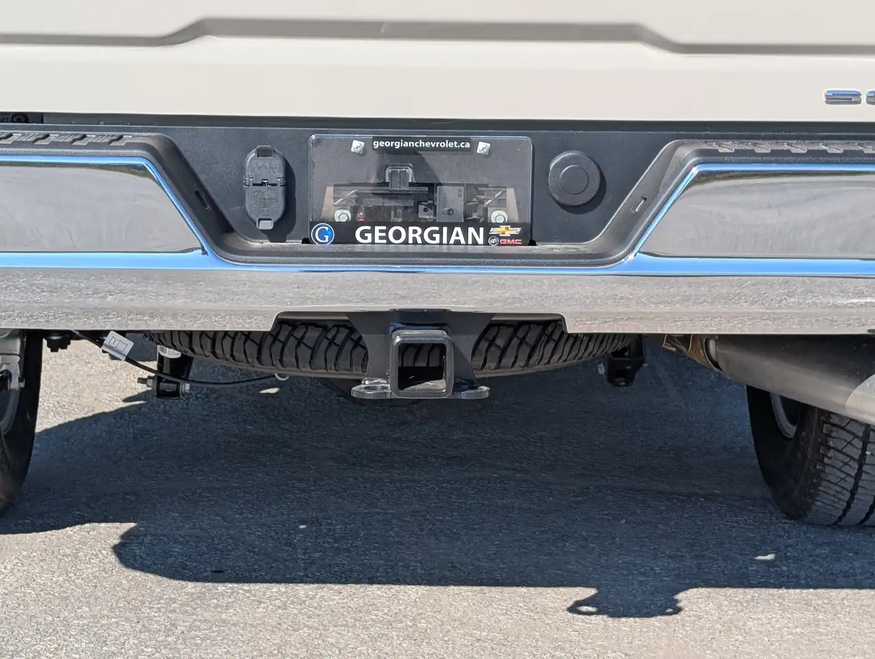 GMC Sierra 2500HD снимка GMC Sierra 2500HD
