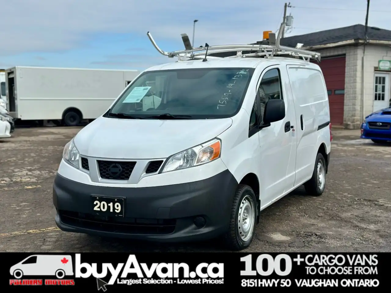 Nissan NV200 photo Nissan NV200