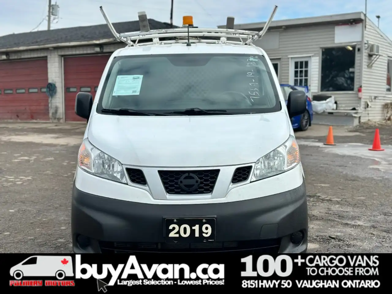 Nissan NV200 photo Nissan NV200