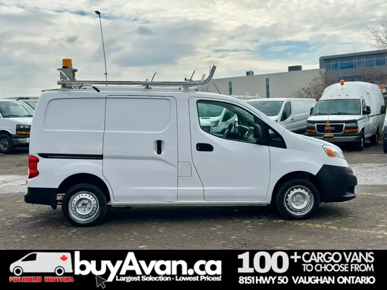 Nissan NV200 photo Nissan NV200
