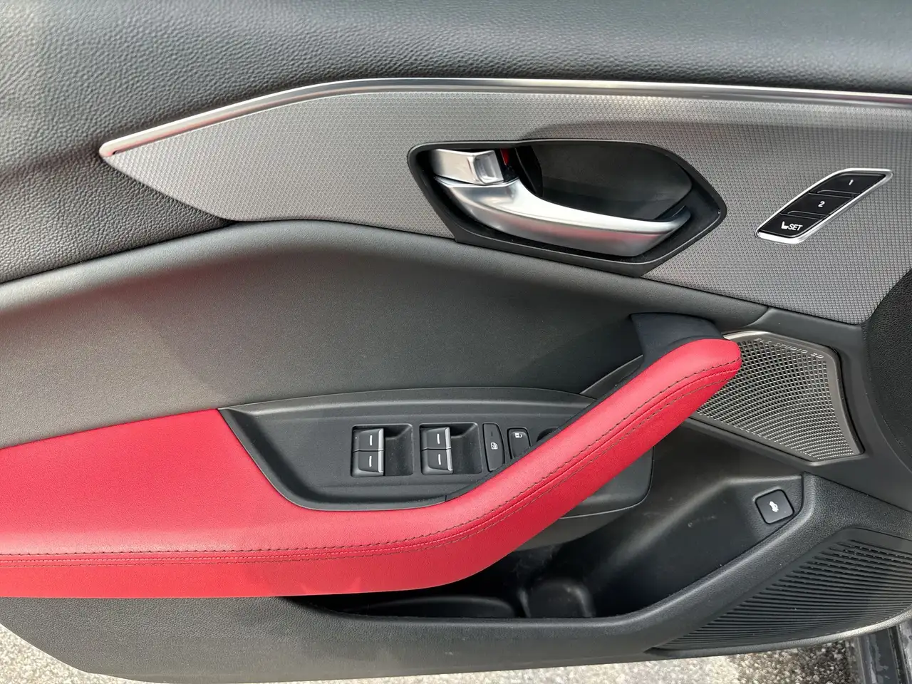 Acura TLX снимка Acura TLX