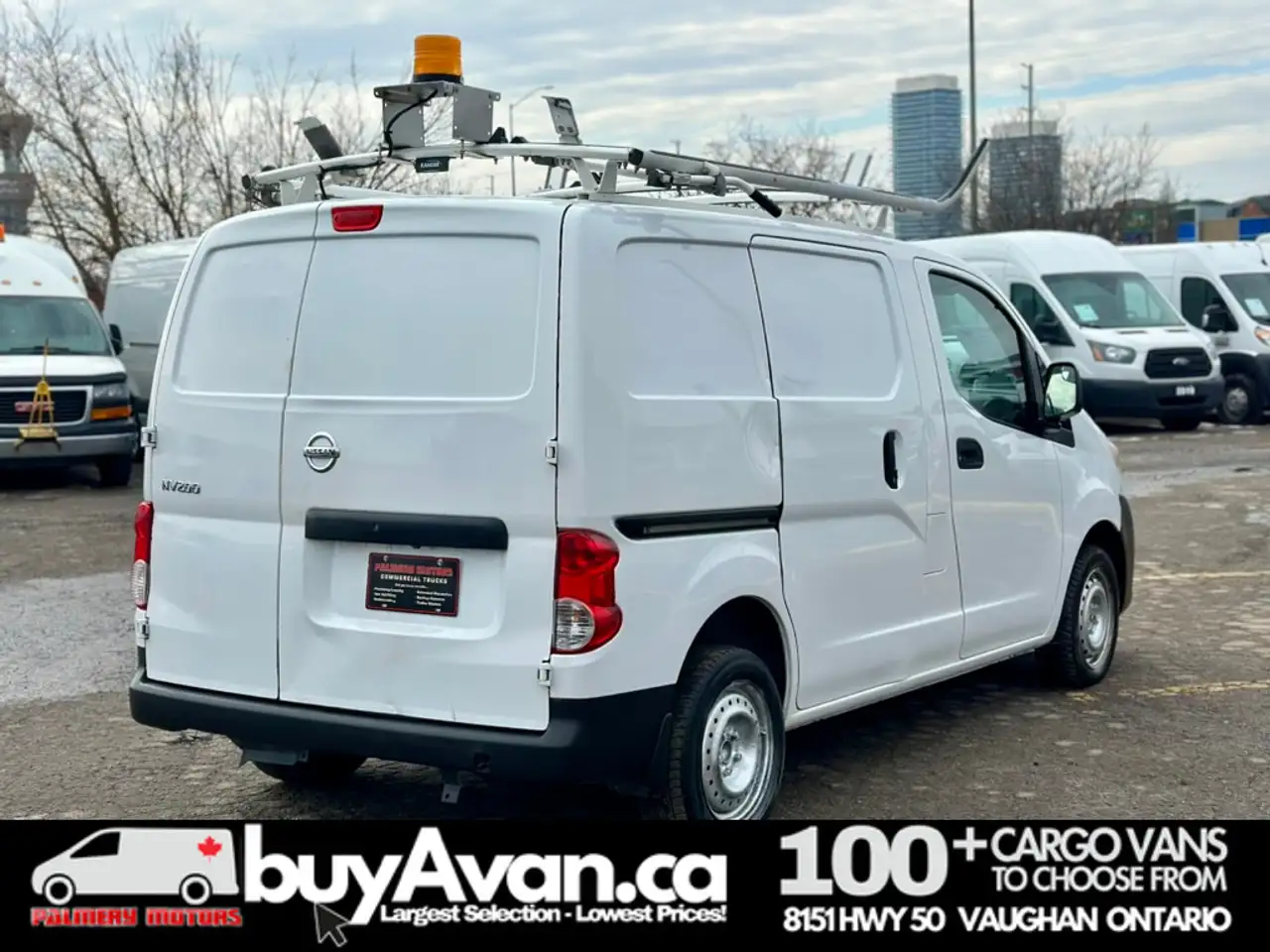 Nissan NV200 photo Nissan NV200
