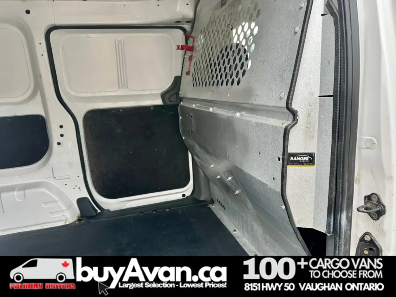 Nissan NV200 photo Nissan NV200