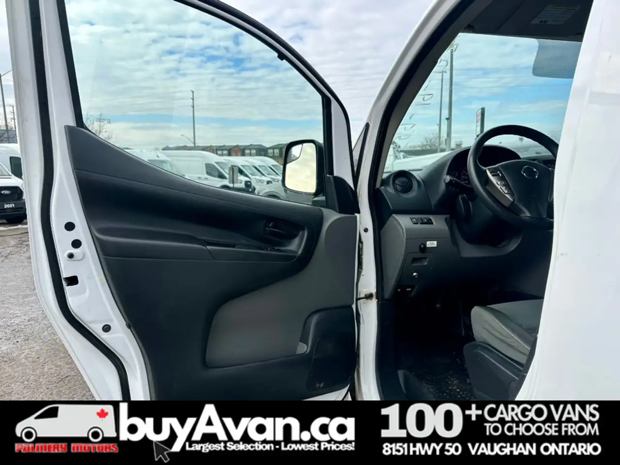 Nissan NV200 photo Nissan NV200