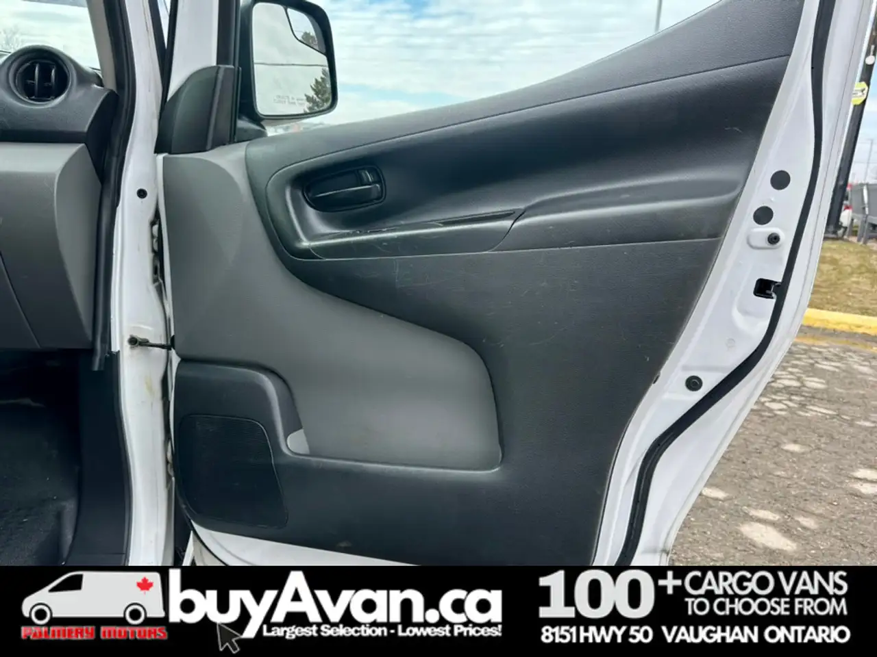 Nissan NV200 photo Nissan NV200