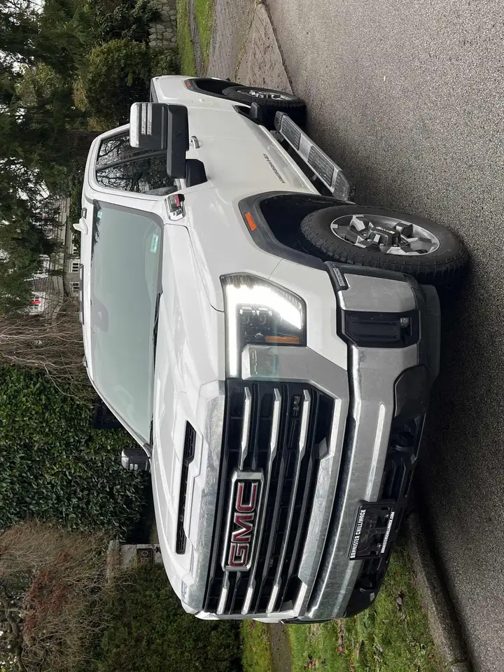 2025 GMC Sierra 3500