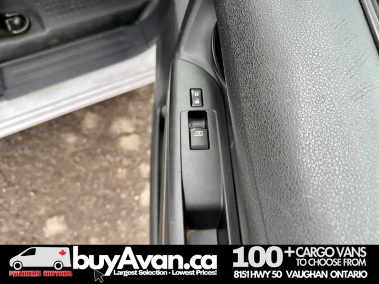 Nissan NV200 photo Nissan NV200