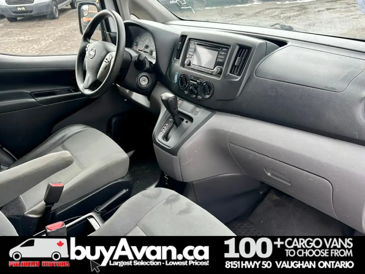 Nissan NV200 photo Nissan NV200
