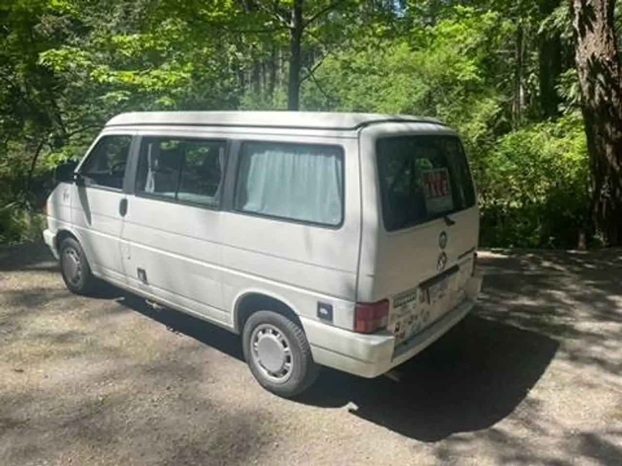 Volkswagen Eurovan снимка Volkswagen Eurovan