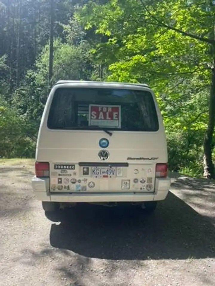 Volkswagen Eurovan снимка Volkswagen Eurovan
