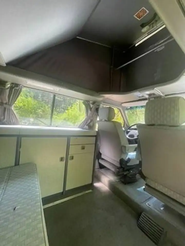 Volkswagen Eurovan снимка Volkswagen Eurovan