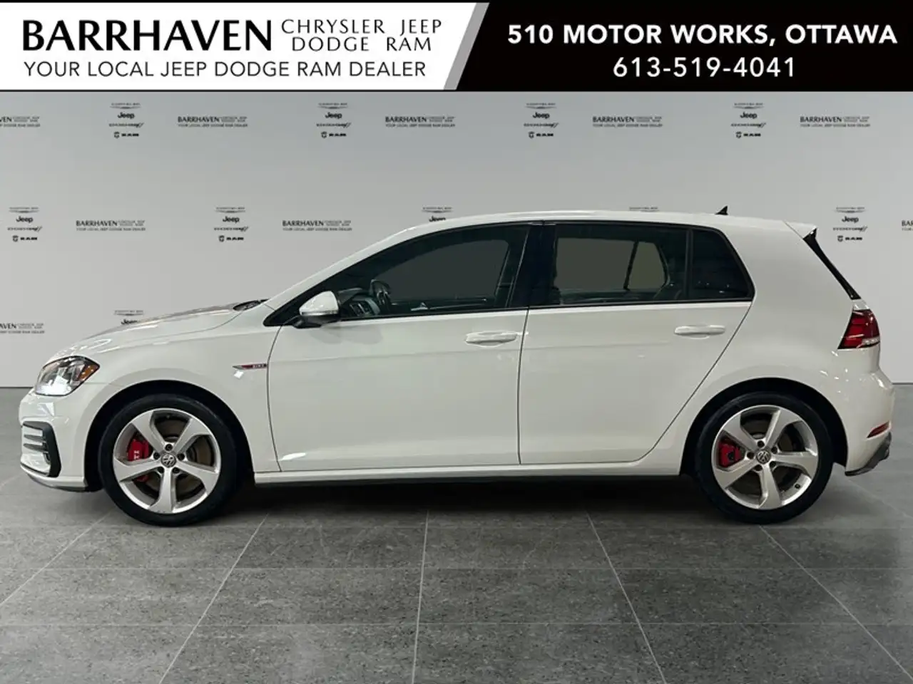 Volkswagen Golf GTI снимка Volkswagen Golf GTI