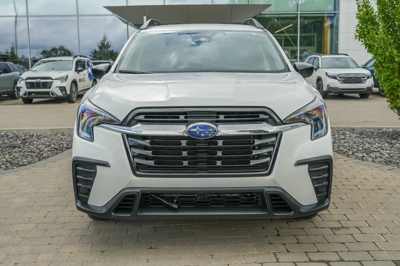 Subaru Ascent photo Subaru Ascent