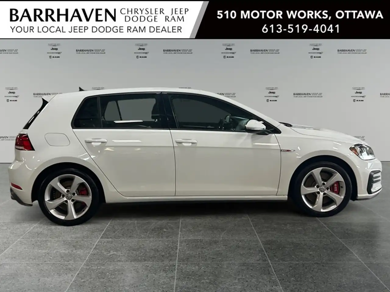 Volkswagen Golf GTI снимка Volkswagen Golf GTI