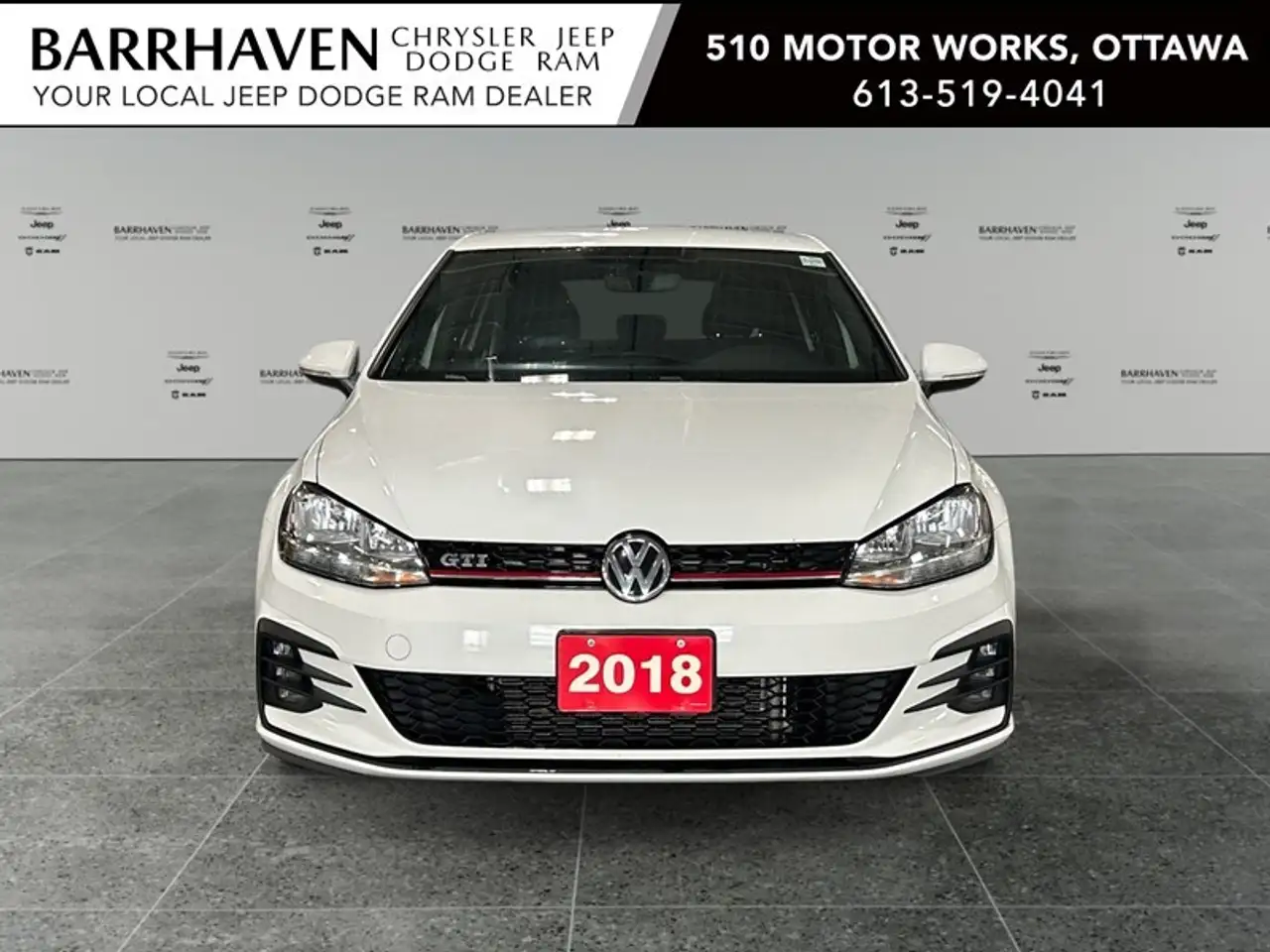 Volkswagen Golf GTI снимка Volkswagen Golf GTI