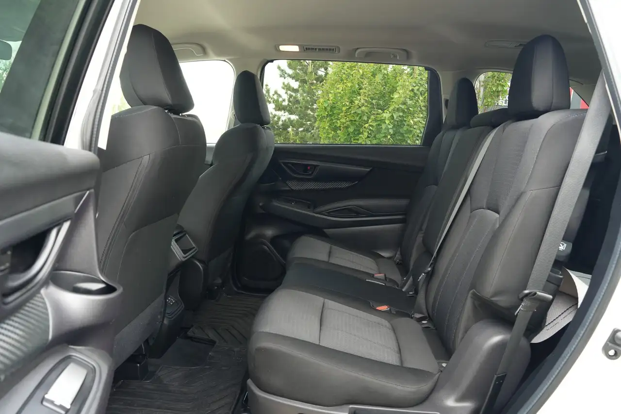 Subaru Ascent photo Subaru Ascent