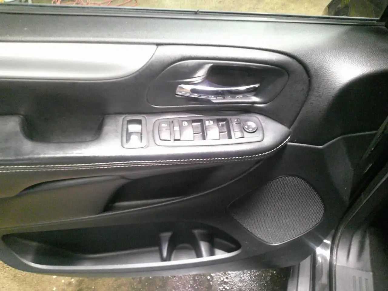 Dodge Grand Caravan photo Dodge Grand Caravan