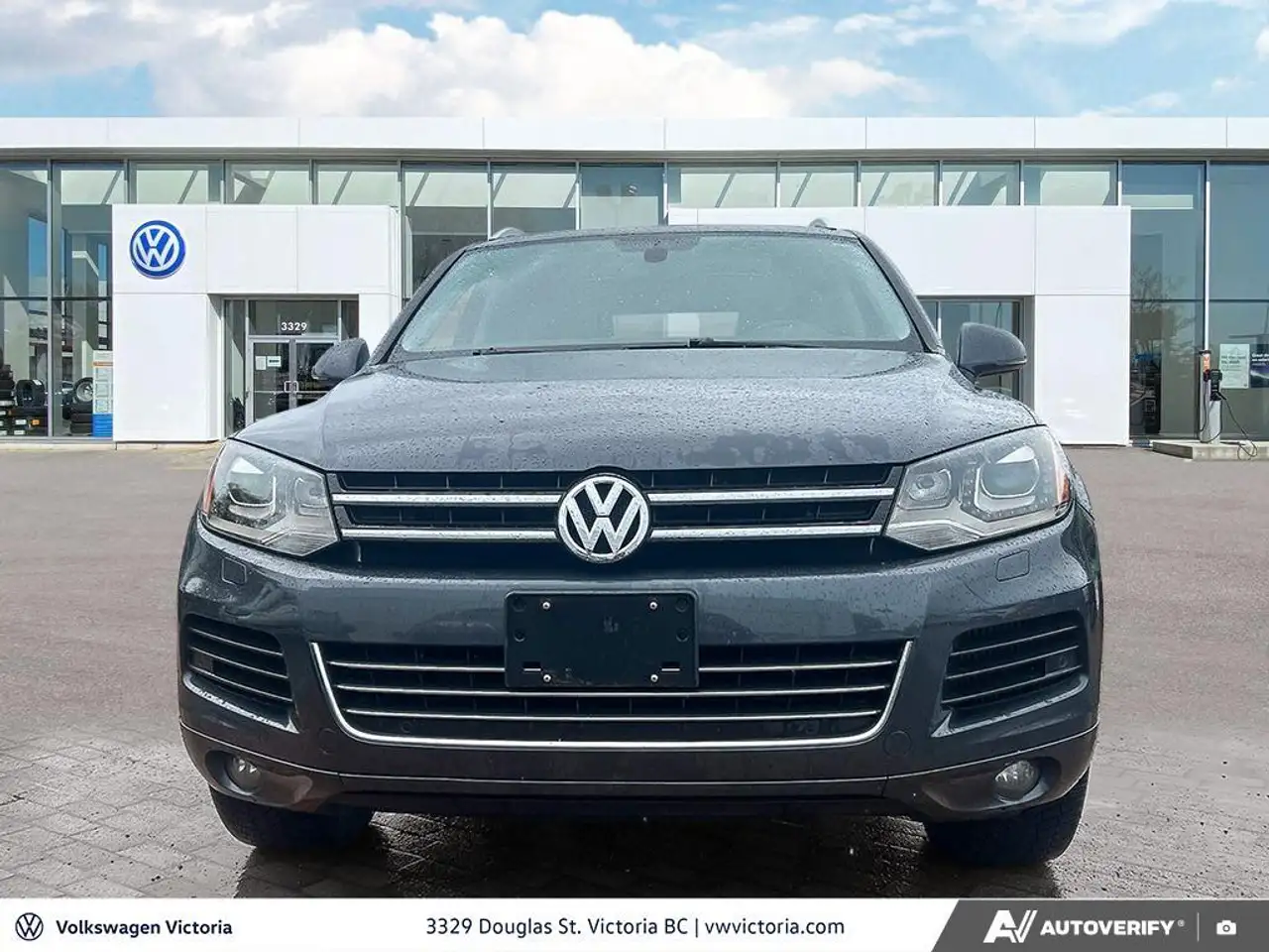 Volkswagen Touareg снимка Volkswagen Touareg