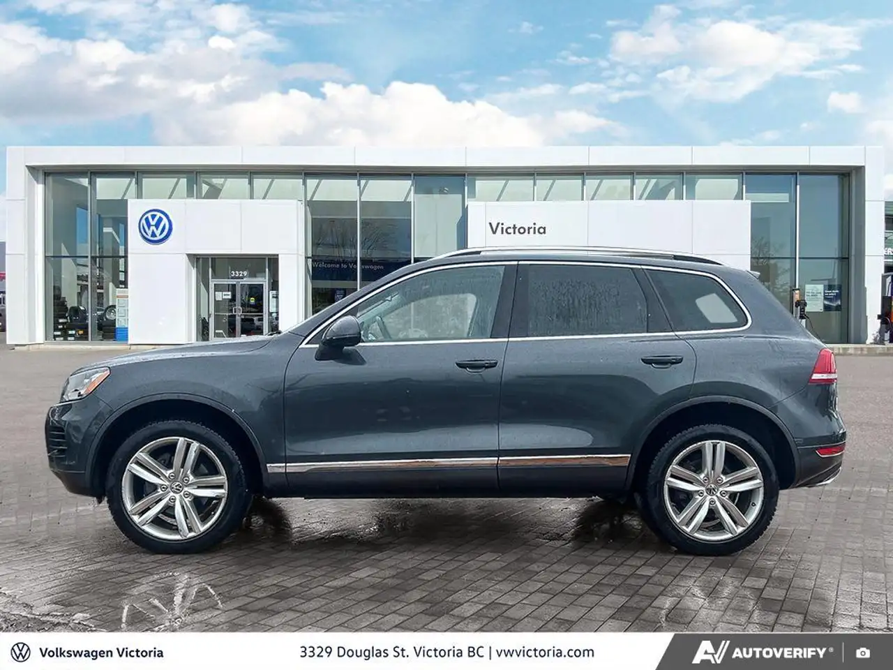 Volkswagen Touareg снимка Volkswagen Touareg