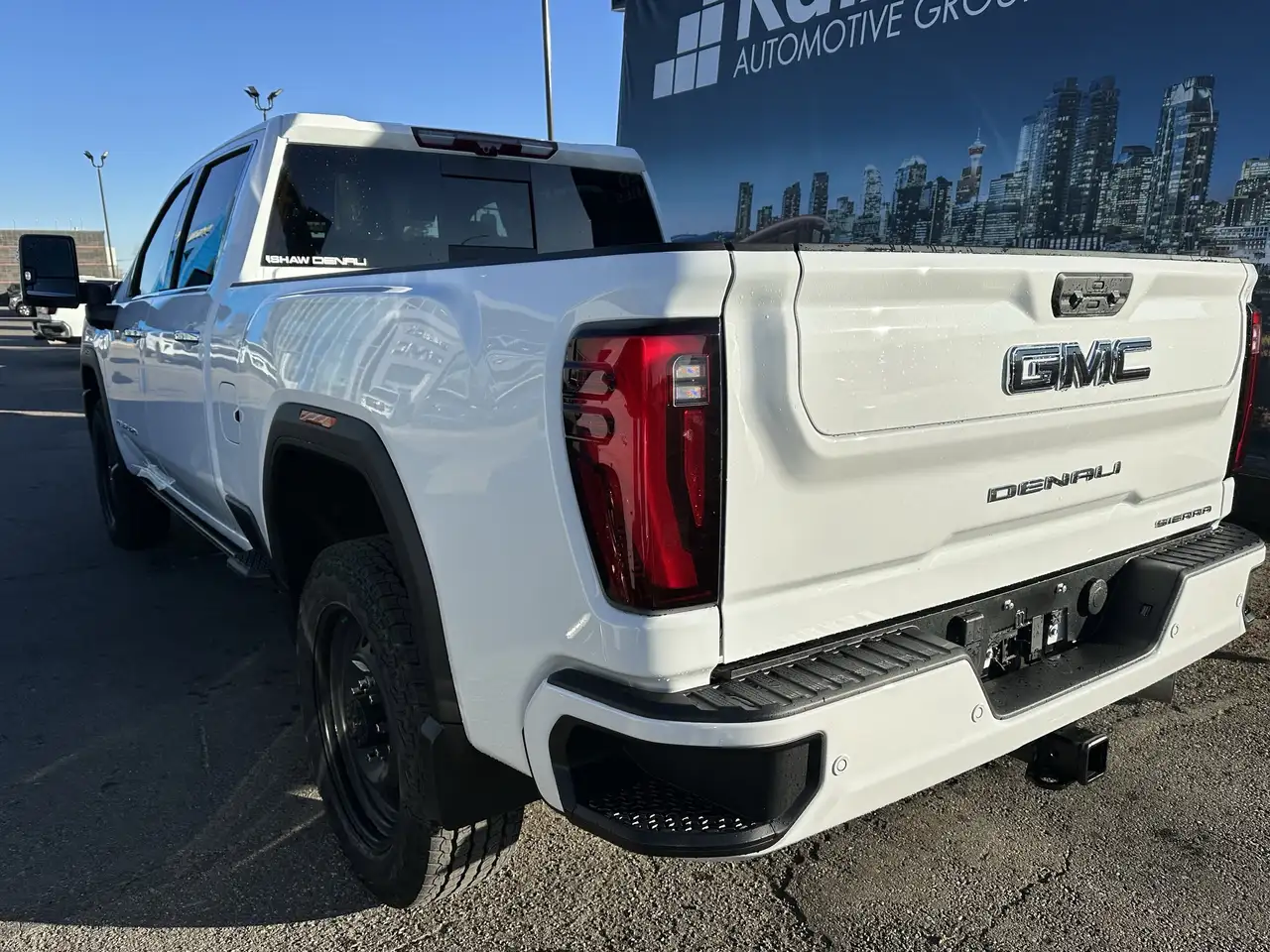GMC Sierra 2500HD снимка GMC Sierra 2500HD