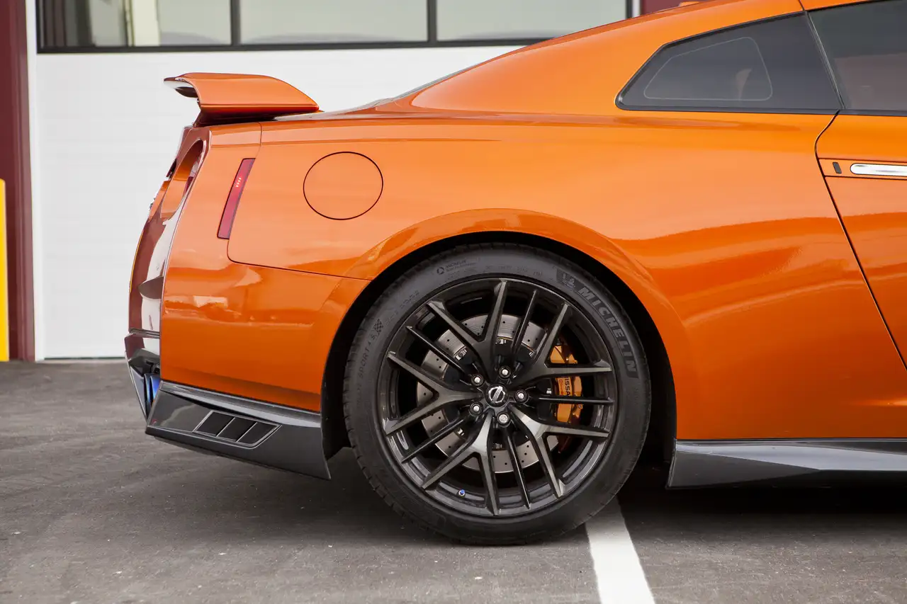 Nissan GT-R снимка Nissan GT-R