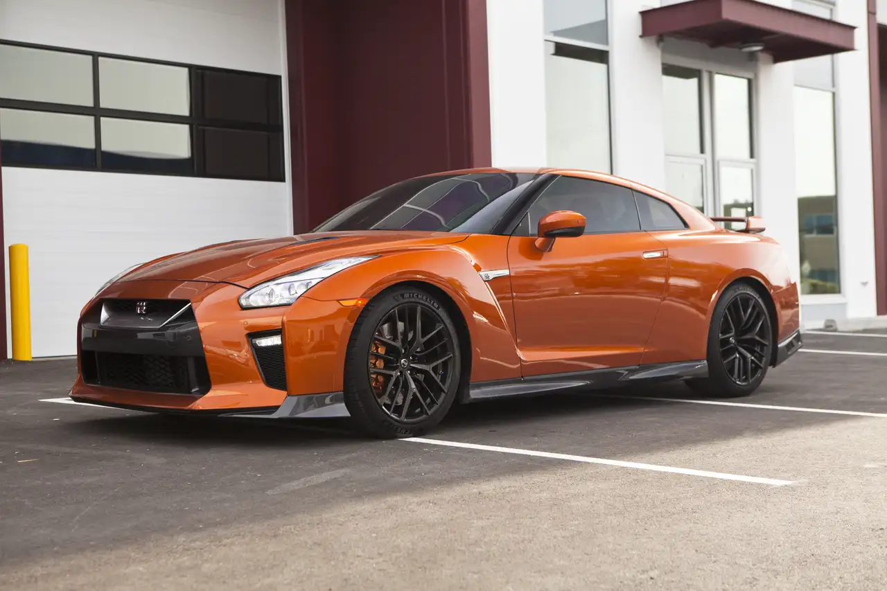 Nissan GT-R снимка Nissan GT-R