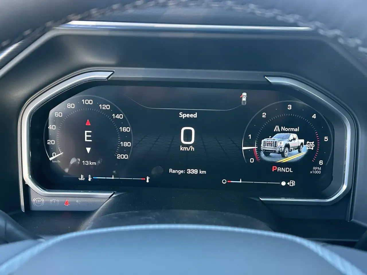 GMC Sierra 2500HD снимка GMC Sierra 2500HD