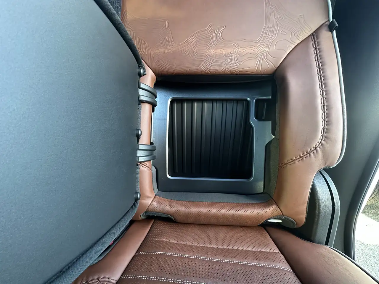 GMC Sierra 2500HD снимка GMC Sierra 2500HD