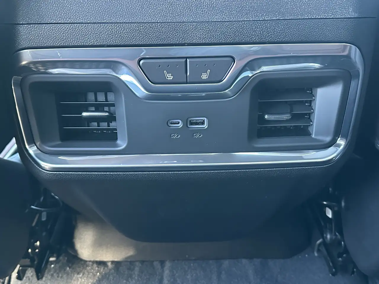 GMC Sierra 2500HD снимка GMC Sierra 2500HD