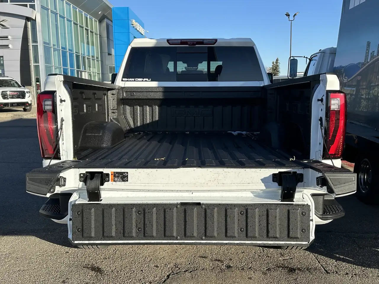 GMC Sierra 2500HD снимка GMC Sierra 2500HD
