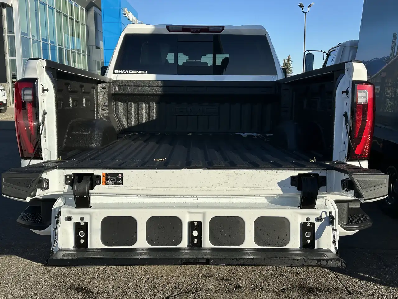 GMC Sierra 2500HD снимка GMC Sierra 2500HD
