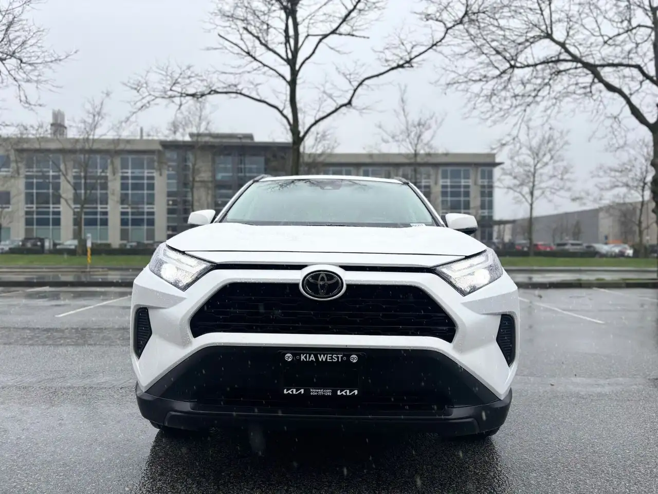 Toyota RAV 4 снимка Toyota RAV 4