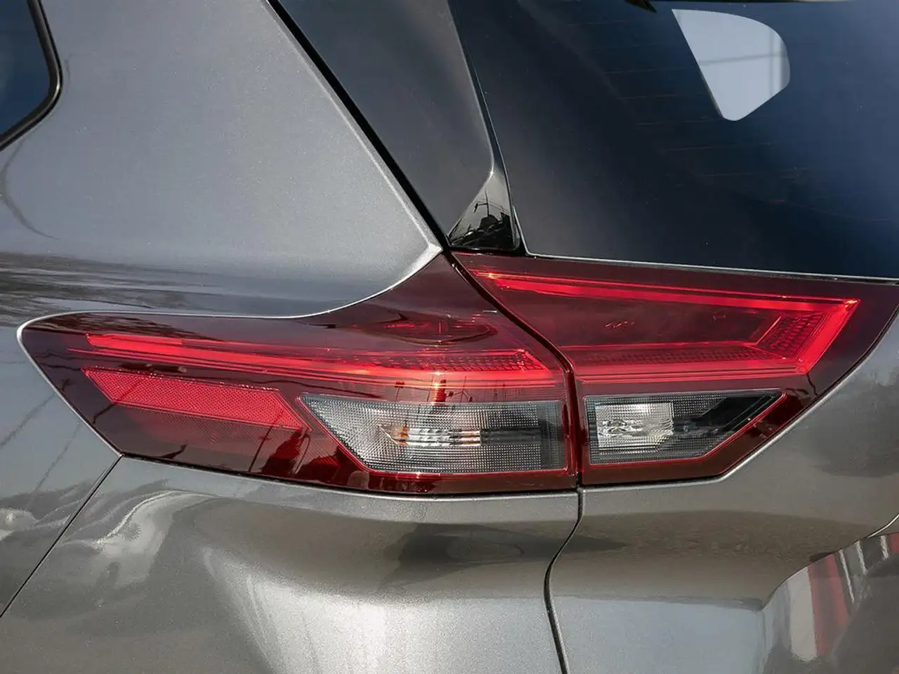 Nissan Rogue photo Nissan Rogue