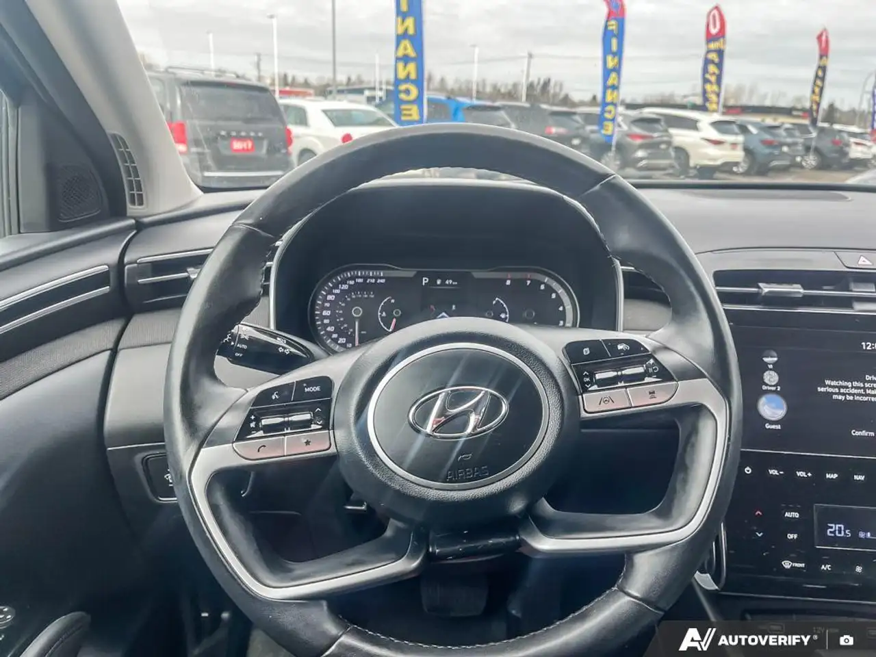 Hyundai TUCSON снимка Hyundai TUCSON