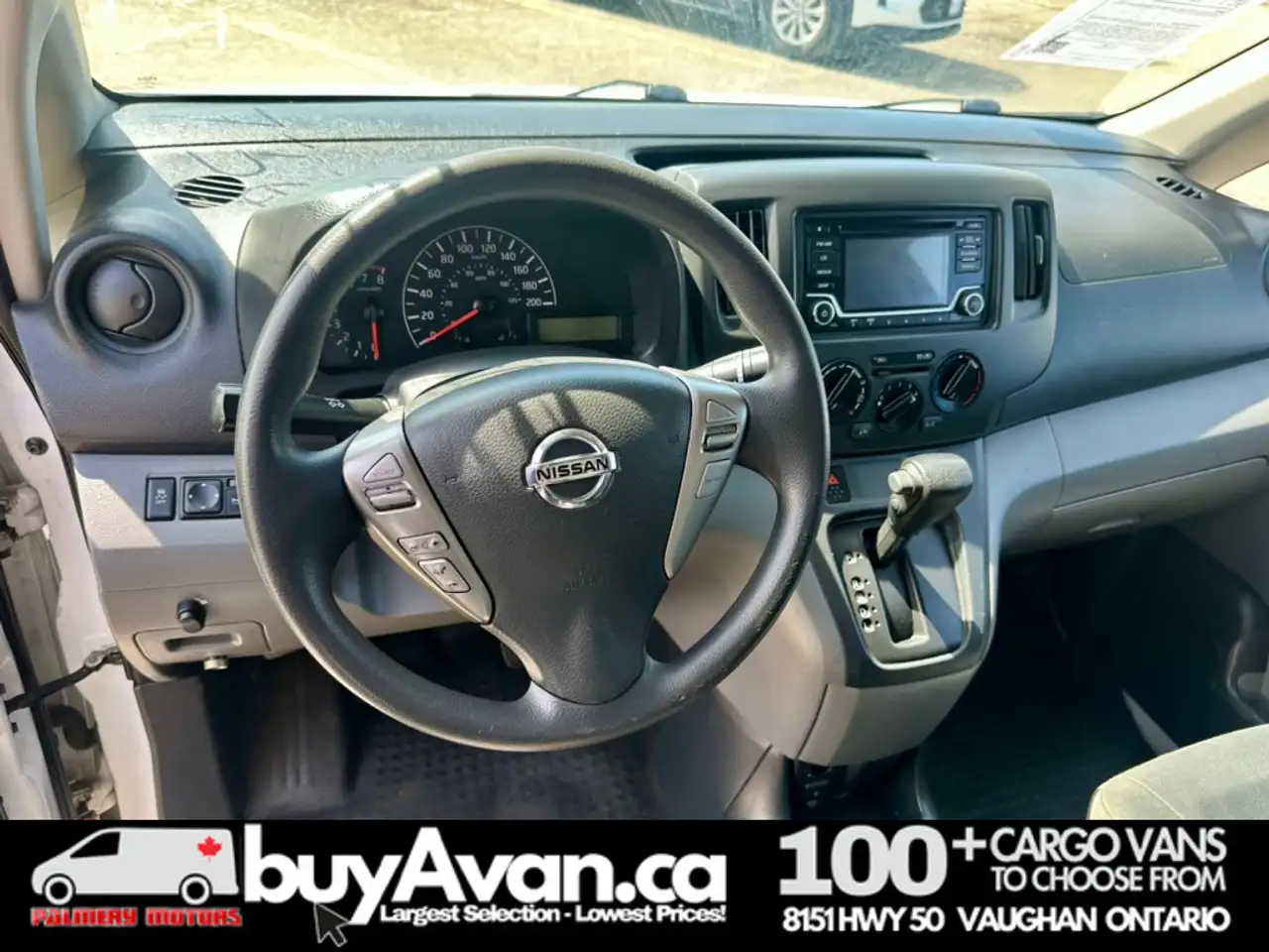 Nissan NV200 снимка Nissan NV200
